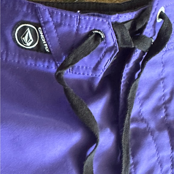 Set of 2 Volcom swim shorts - Picture 6 of 8
